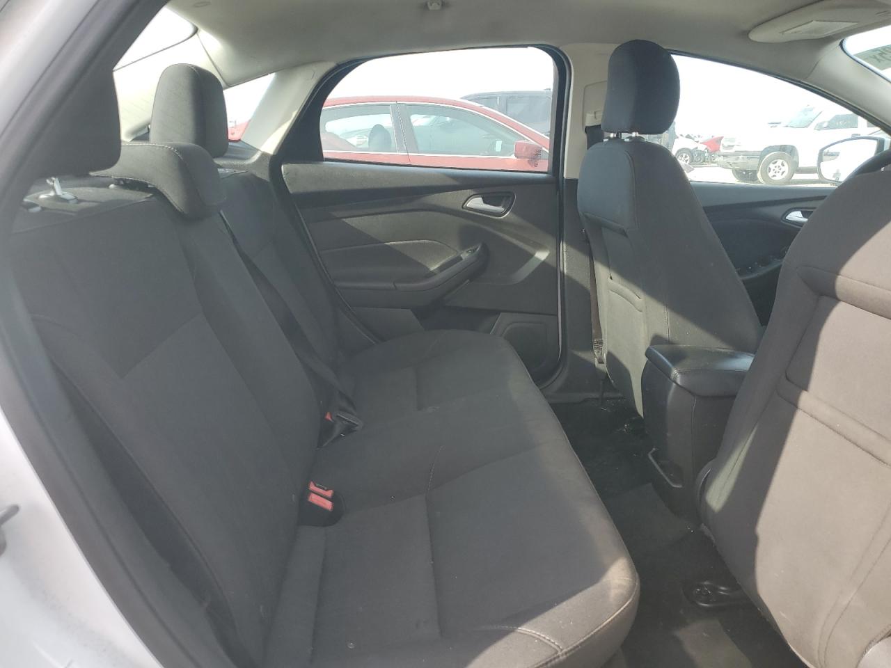 2016 Ford Focus - Image 10