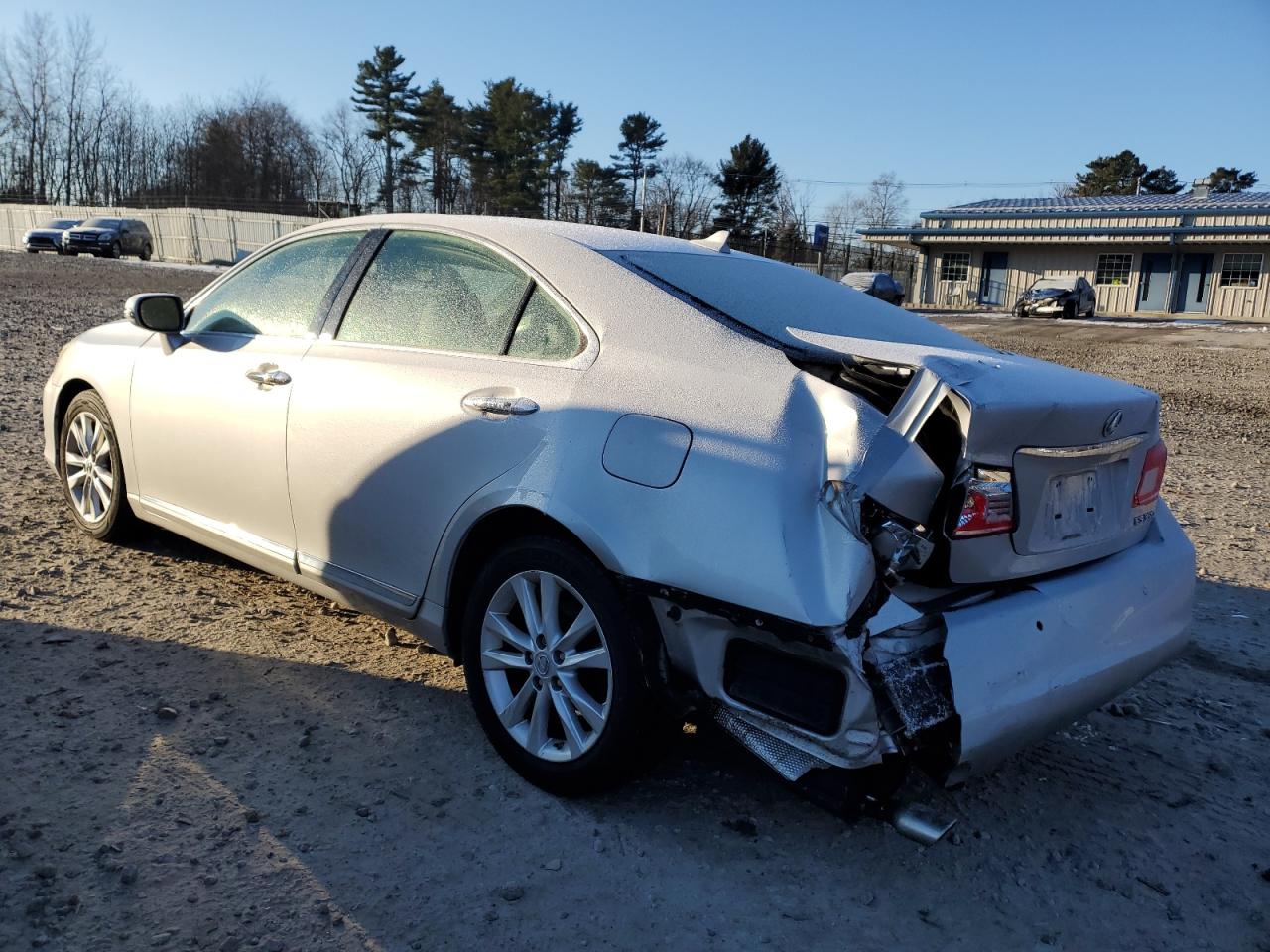 2012 Lexus ES - Image 2