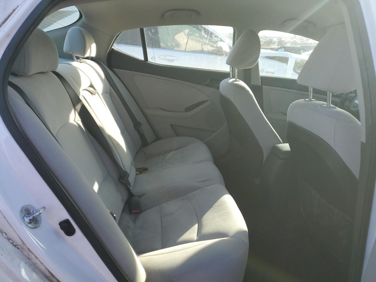 2015 Kia Optima - Image 11