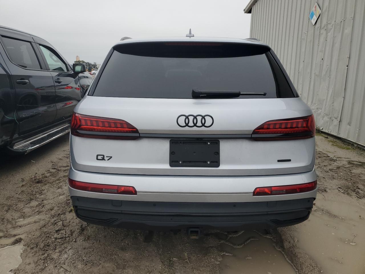 2022 Audi Q7 - Image 6