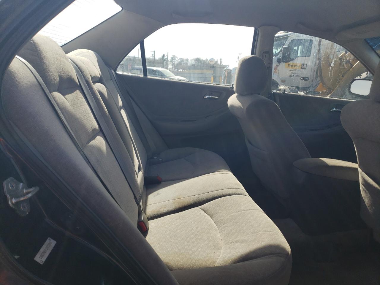 2002 Honda Accord - Image 10