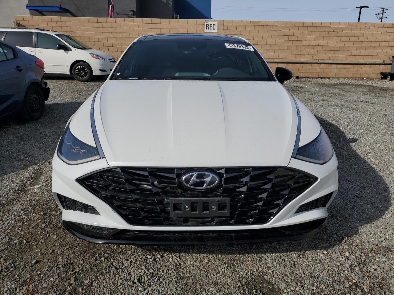 2023 Hyundai Sonata - Image 5