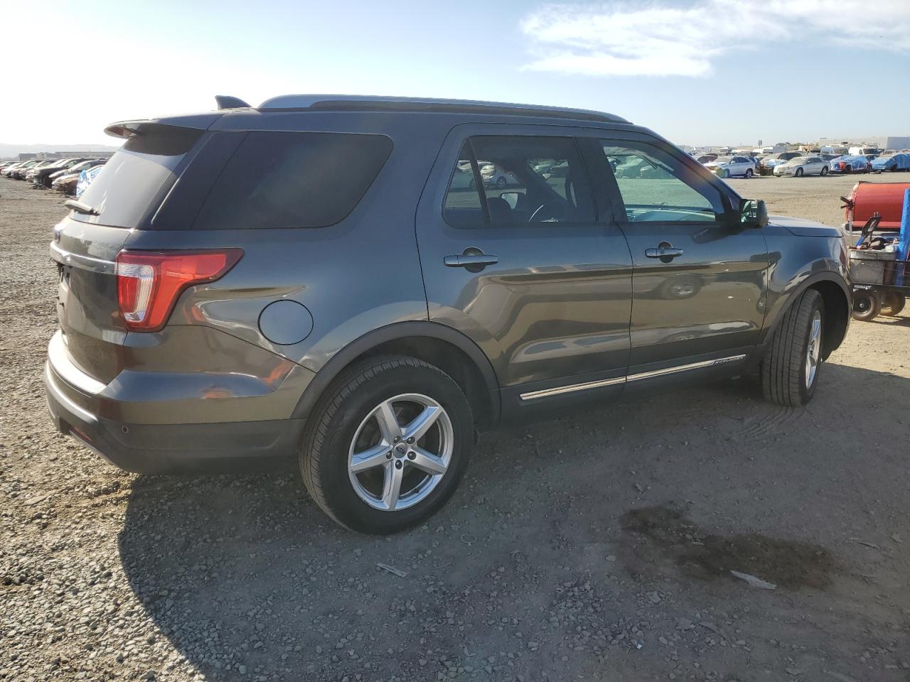 2019 Ford Explorer - Image 3