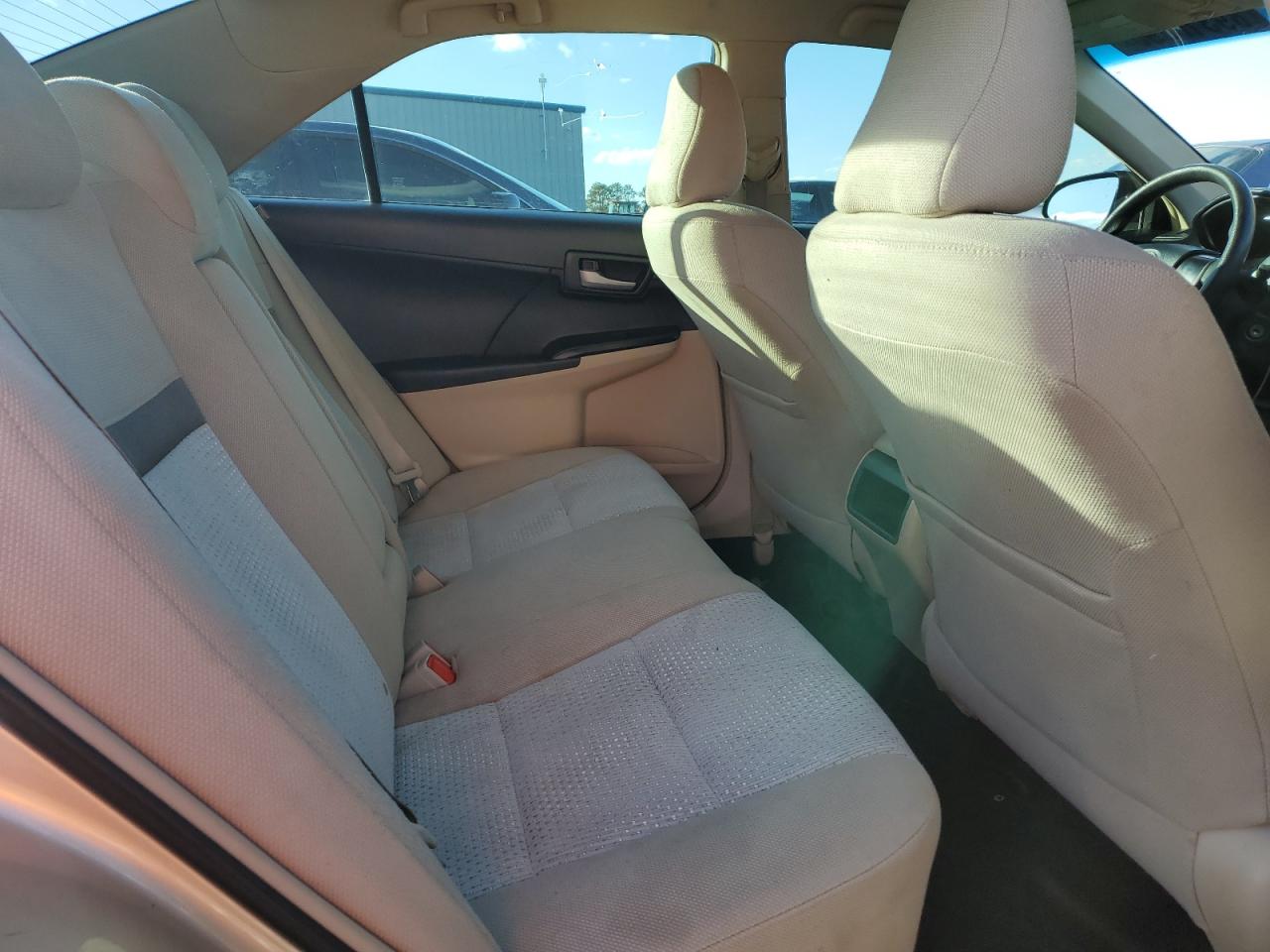 2012 Toyota Camry - Image 10