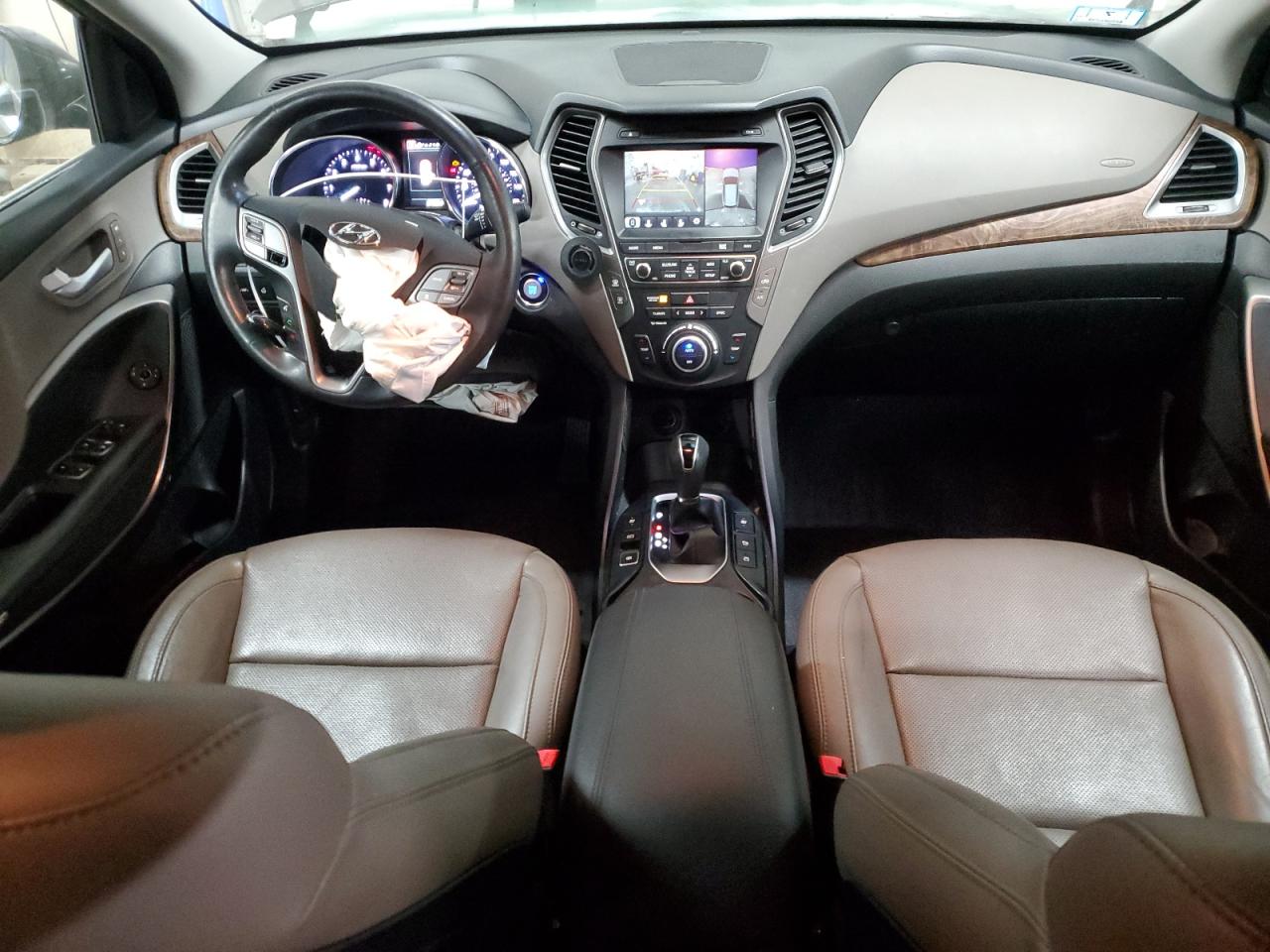 2018 Hyundai Santa Fe - Image 8