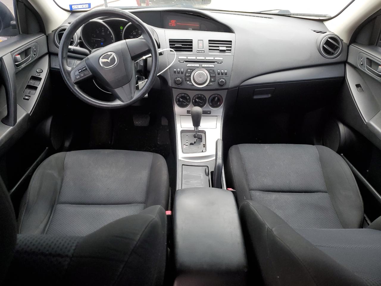 2011 Mazda 3 - Image 8