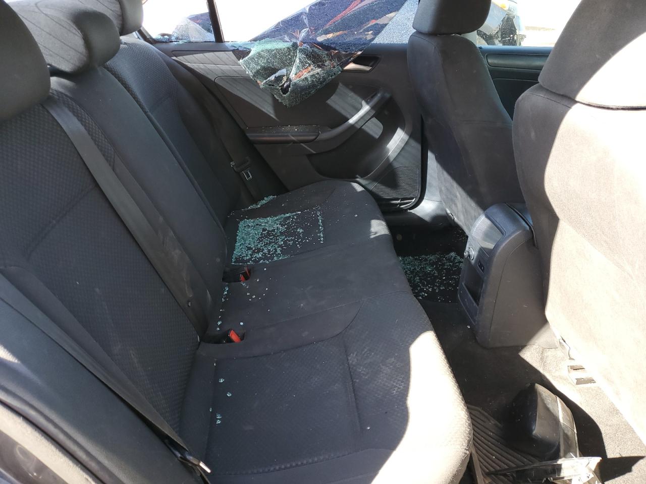 2014 Volkswagen Jetta Base VIN: 3VW2K7AJ0EM324831 Lot: 89289265