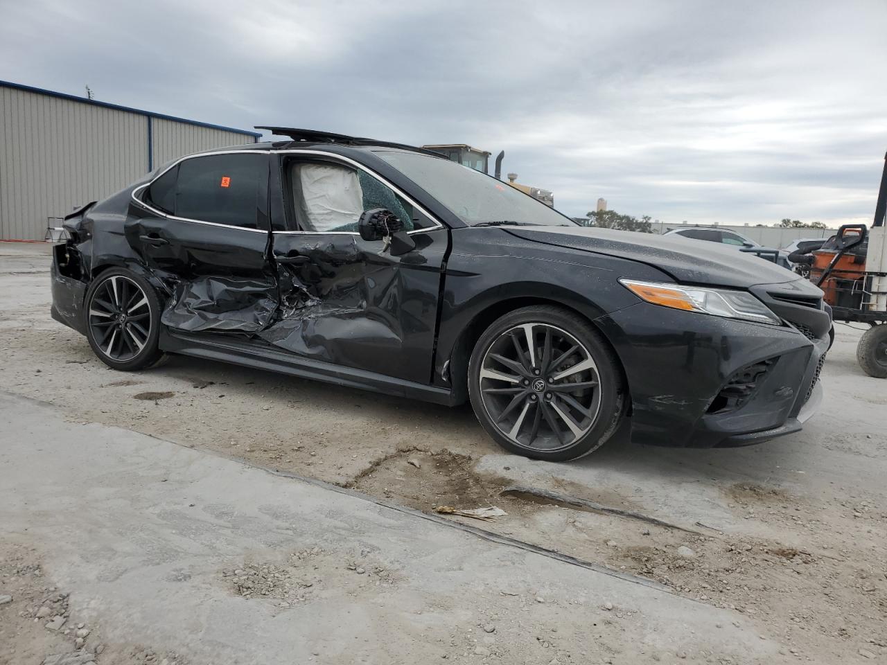 2020 Toyota Camry - Image 4