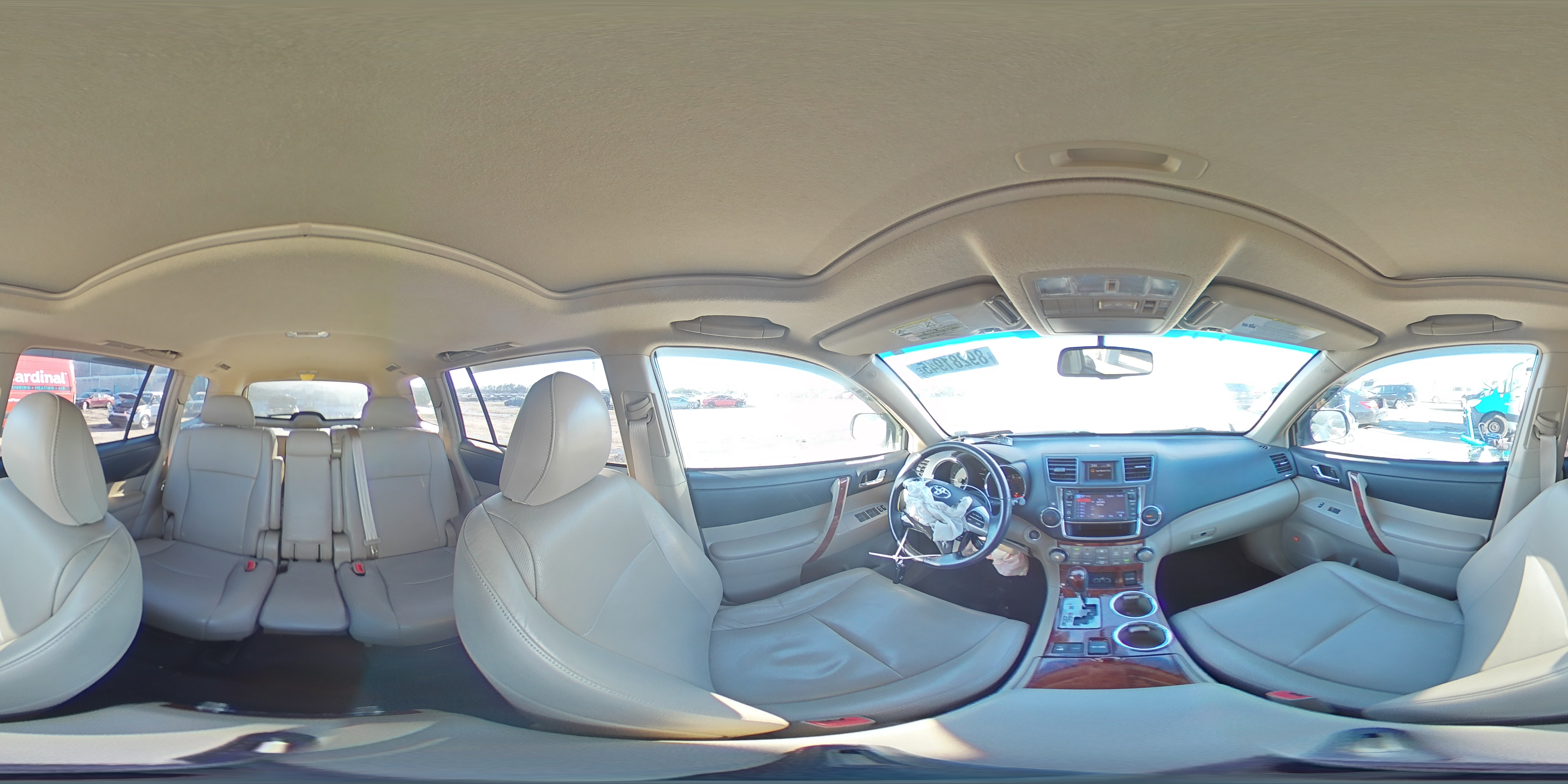 2013 Toyota Highlander - Image 14