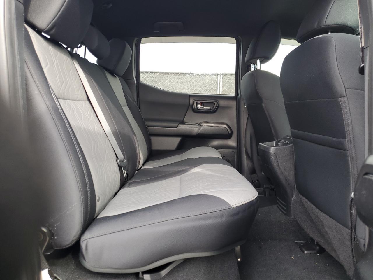 2021 Toyota Tacoma - Image 11