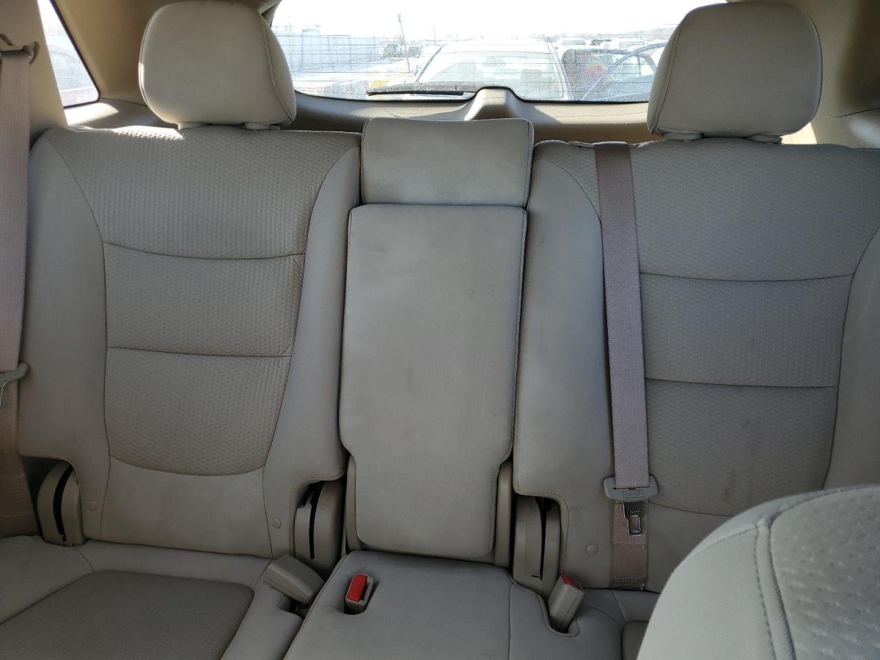 2013 Kia Sorento - Image 10