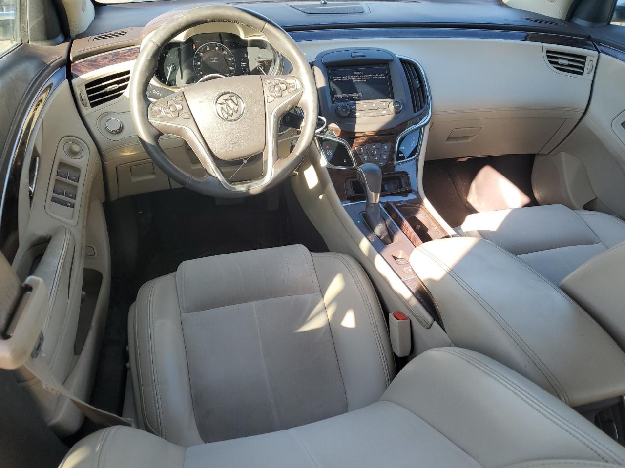 2016 Buick LaCrosse - Image 8