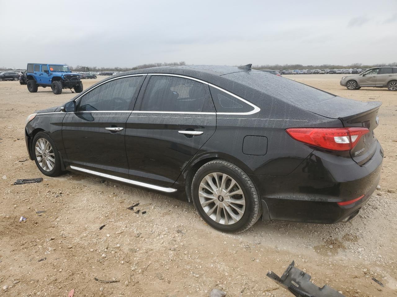 2015 Hyundai Sonata - Image 2