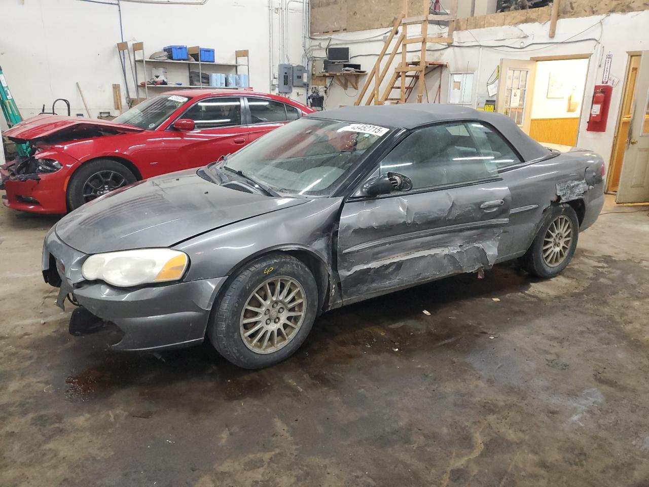 2005 Chrysler Sebring - Image 1