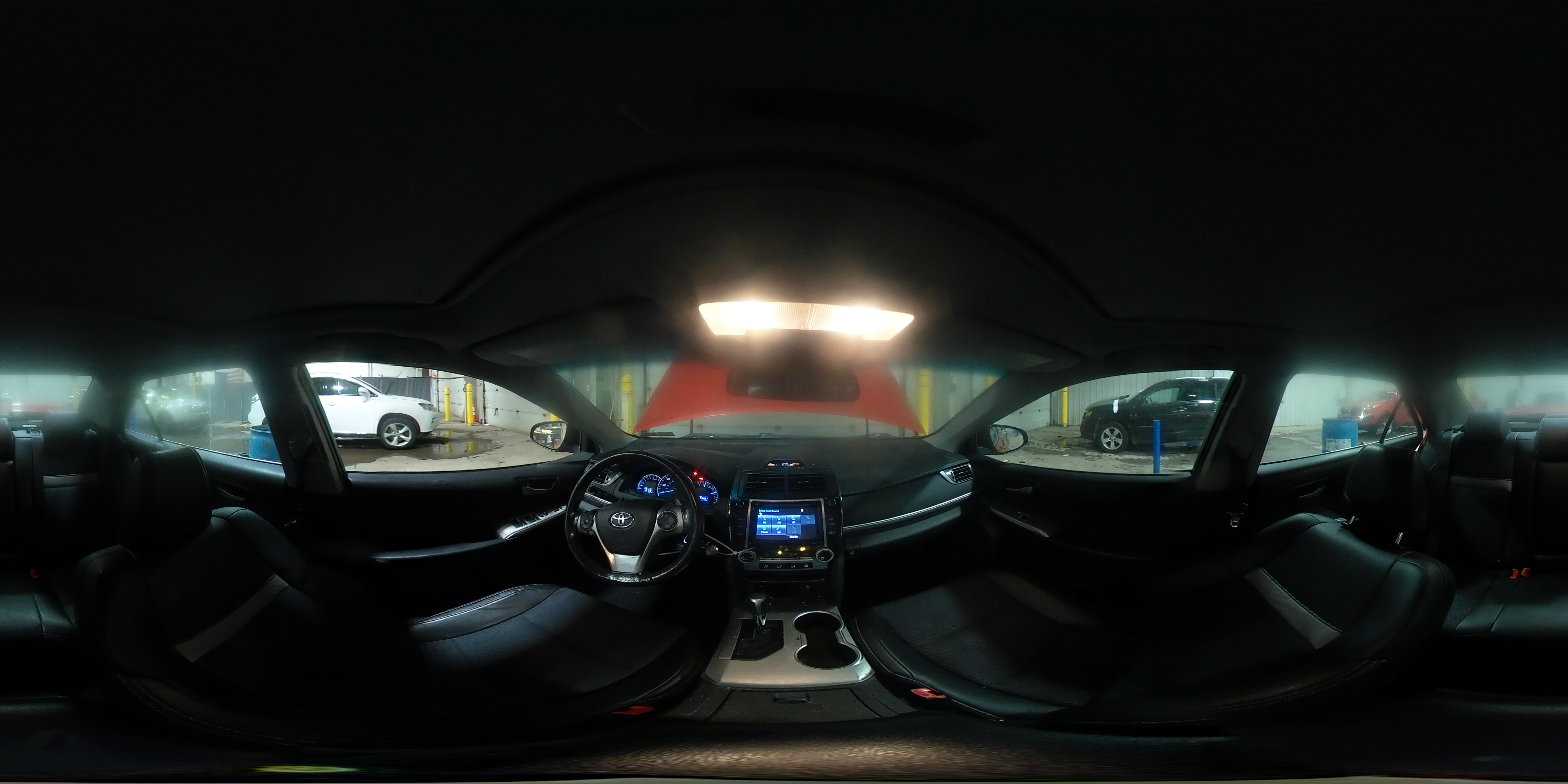 2014 Toyota Camry - Image 14