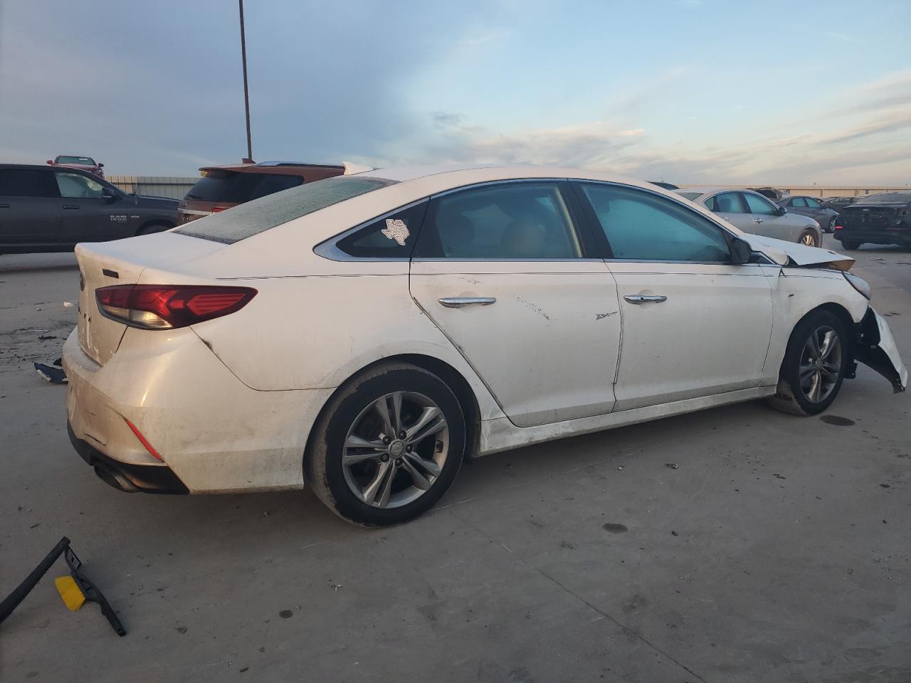 2018 Hyundai Sonata - Image 3
