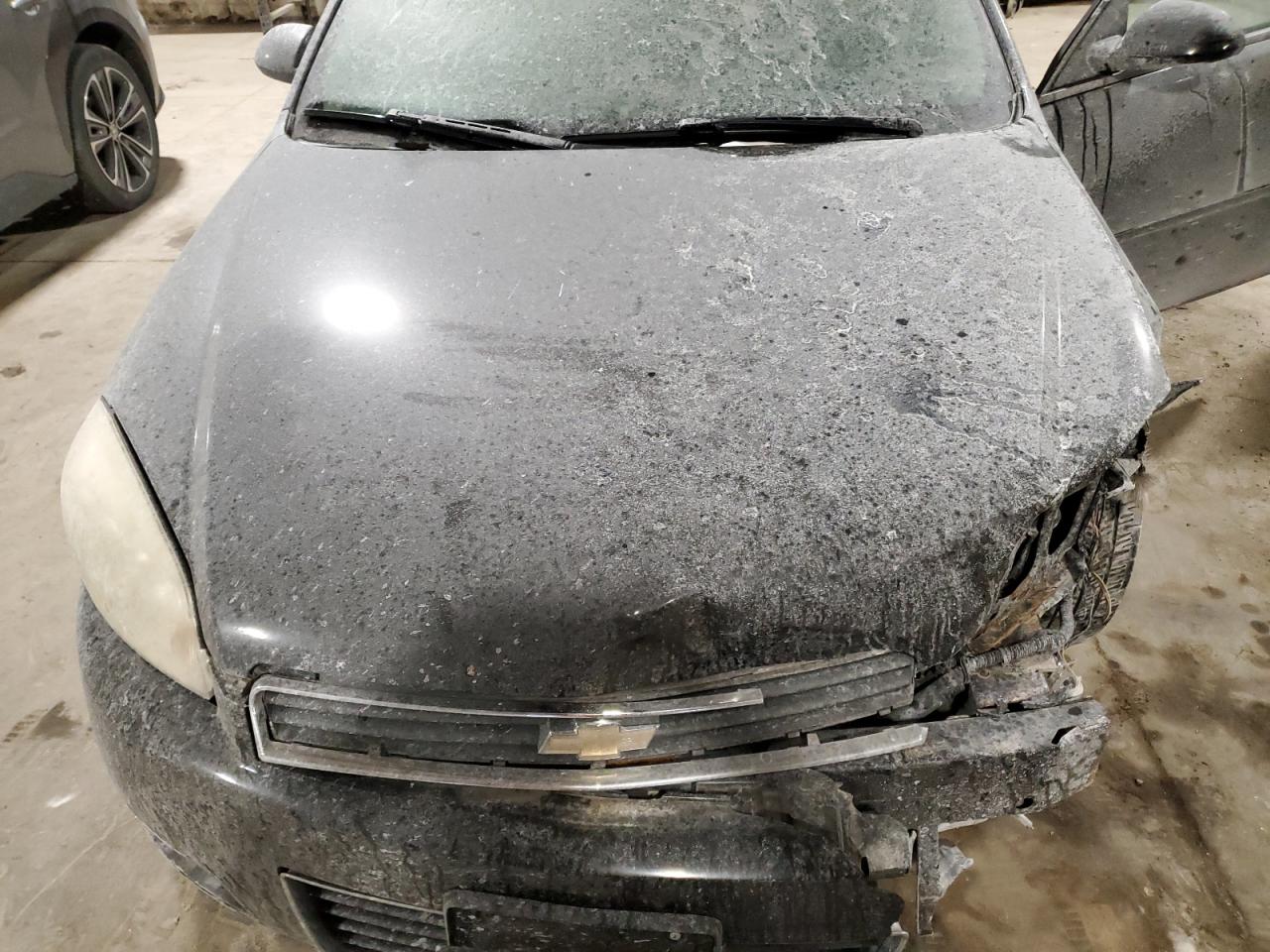 2010 Chevrolet Impala - Image 11