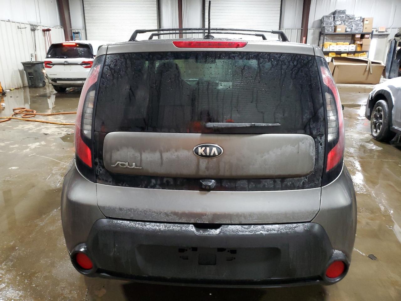 VIN KNDJN2A24G7372069 2016 KIA SOUL no.6