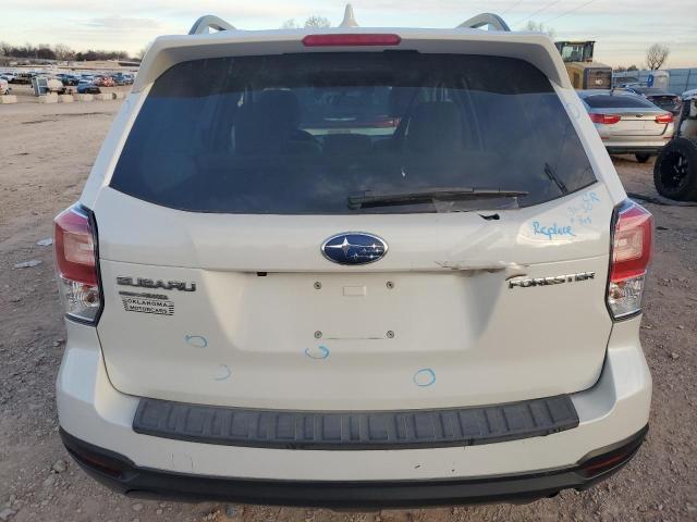  SUBARU FORESTER 2018 Белы