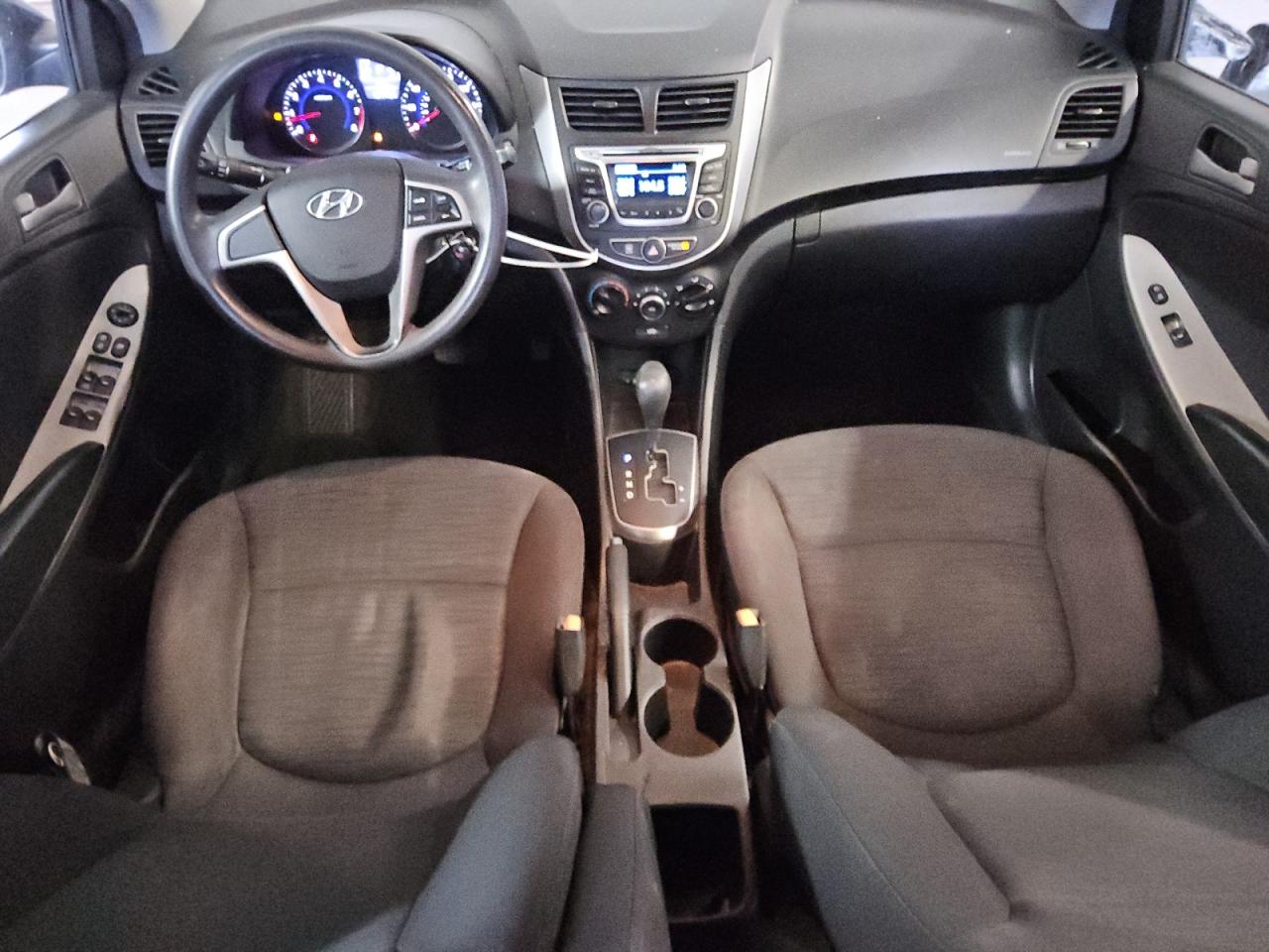 2016 Hyundai Accent - Image 8