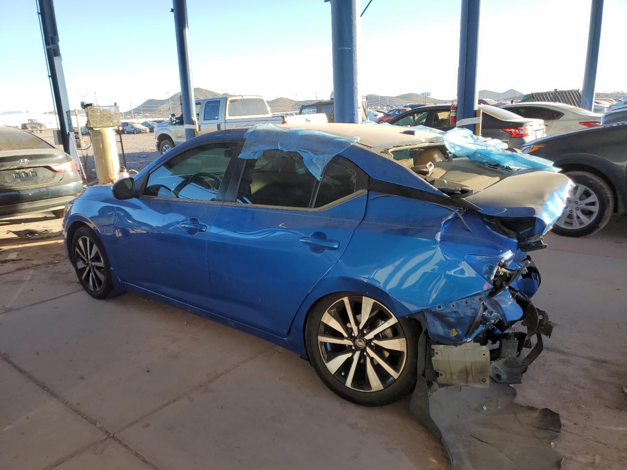 2022 Nissan Sentra - Image 2