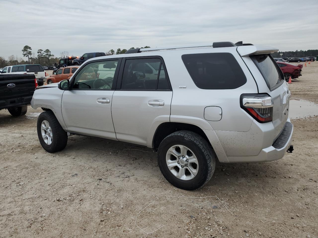 VIN JTEMU5JR2P6143177 2023 TOYOTA 4RUNNER SE no.2