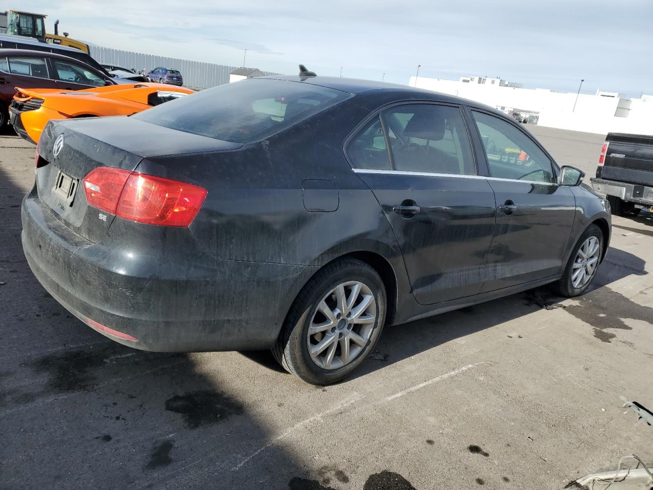 2014 Volkswagen Jetta - Image 3