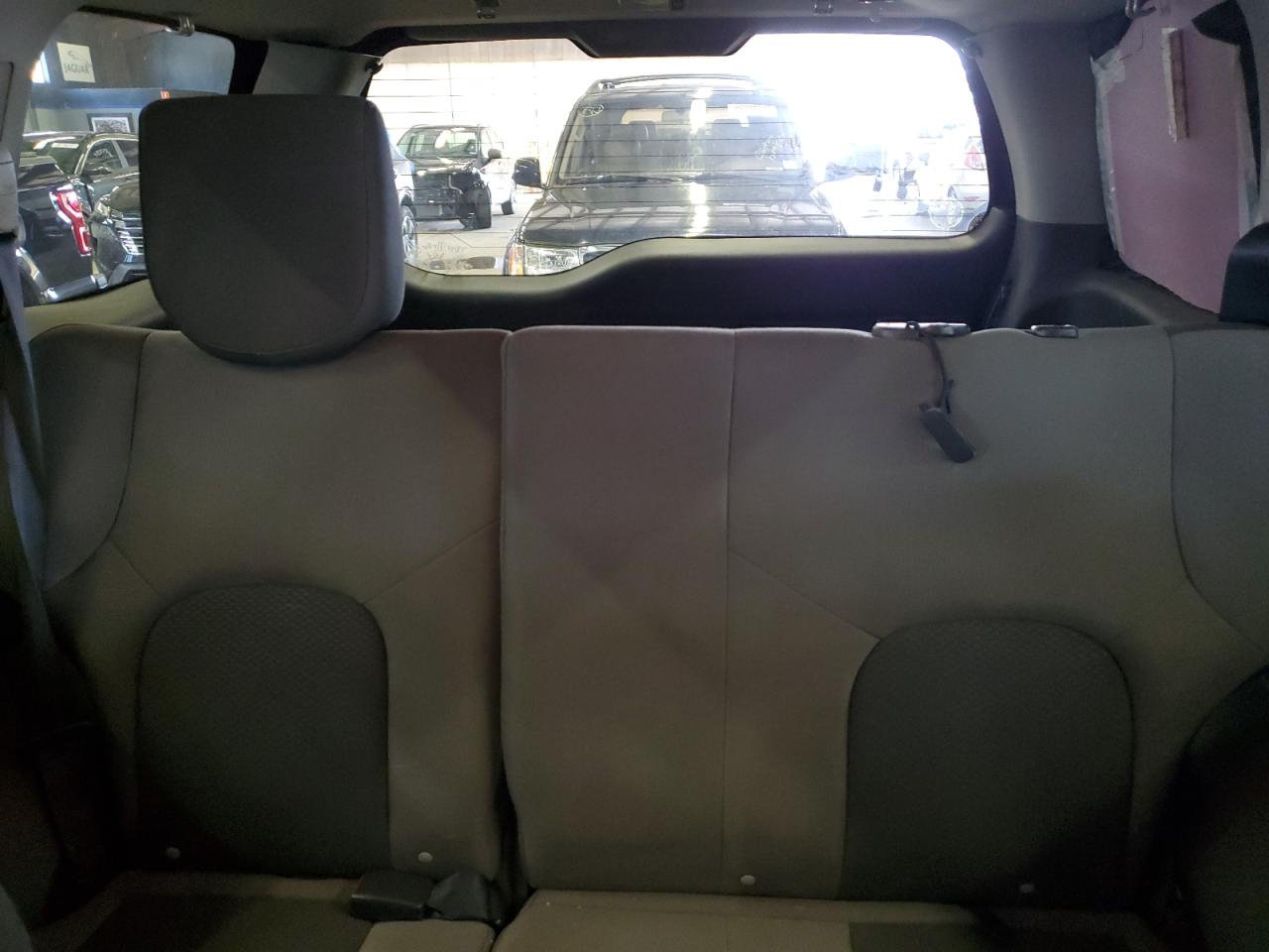 2013 Nissan XTerra - Image 10