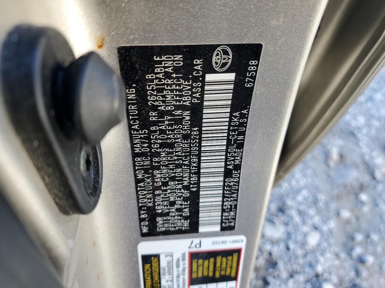 2015 Toyota Camry - Image 12