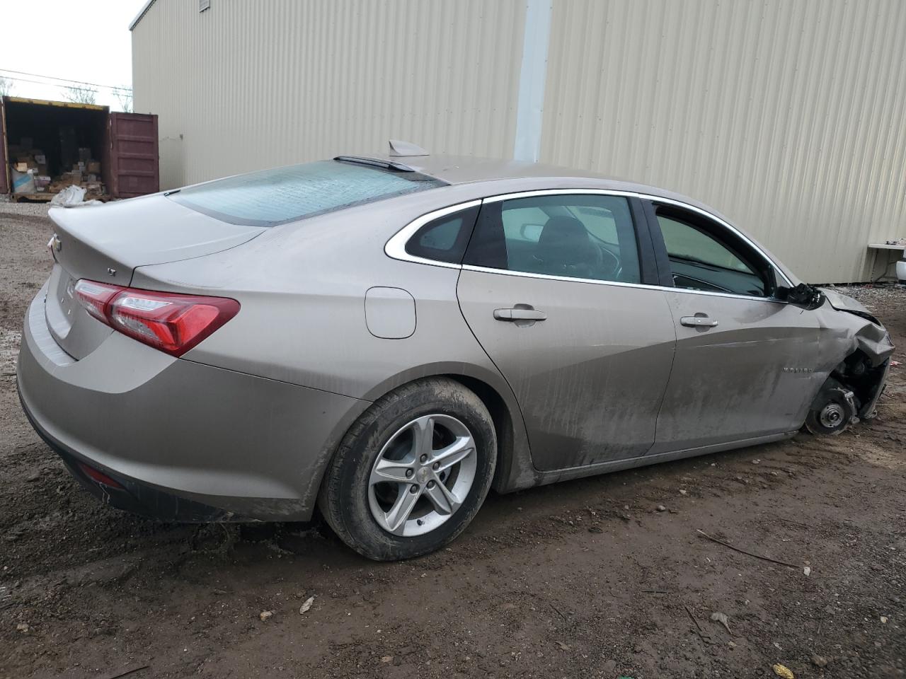 2022 Chevrolet Malibu - Image 3