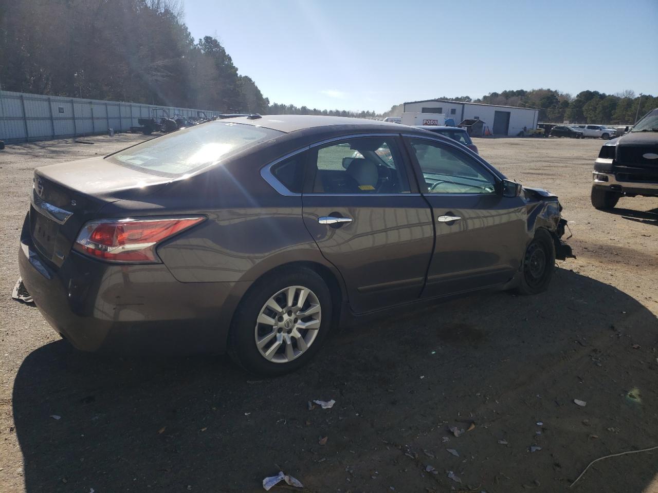 2014 Nissan Altima - Image 3