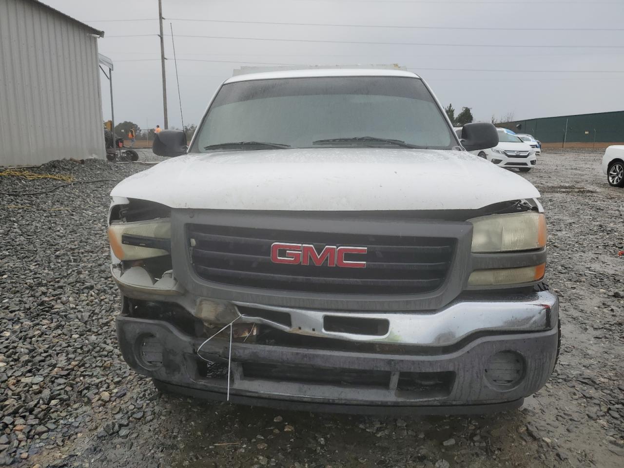2005 GMC Sierra - Image 5