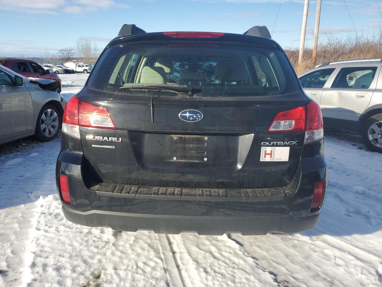 2012 Subaru Outback - Image 6