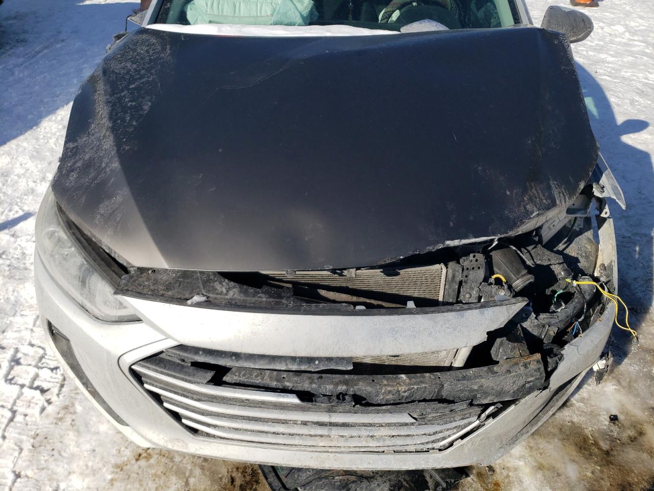 2018 Hyundai Elantra - Image 12