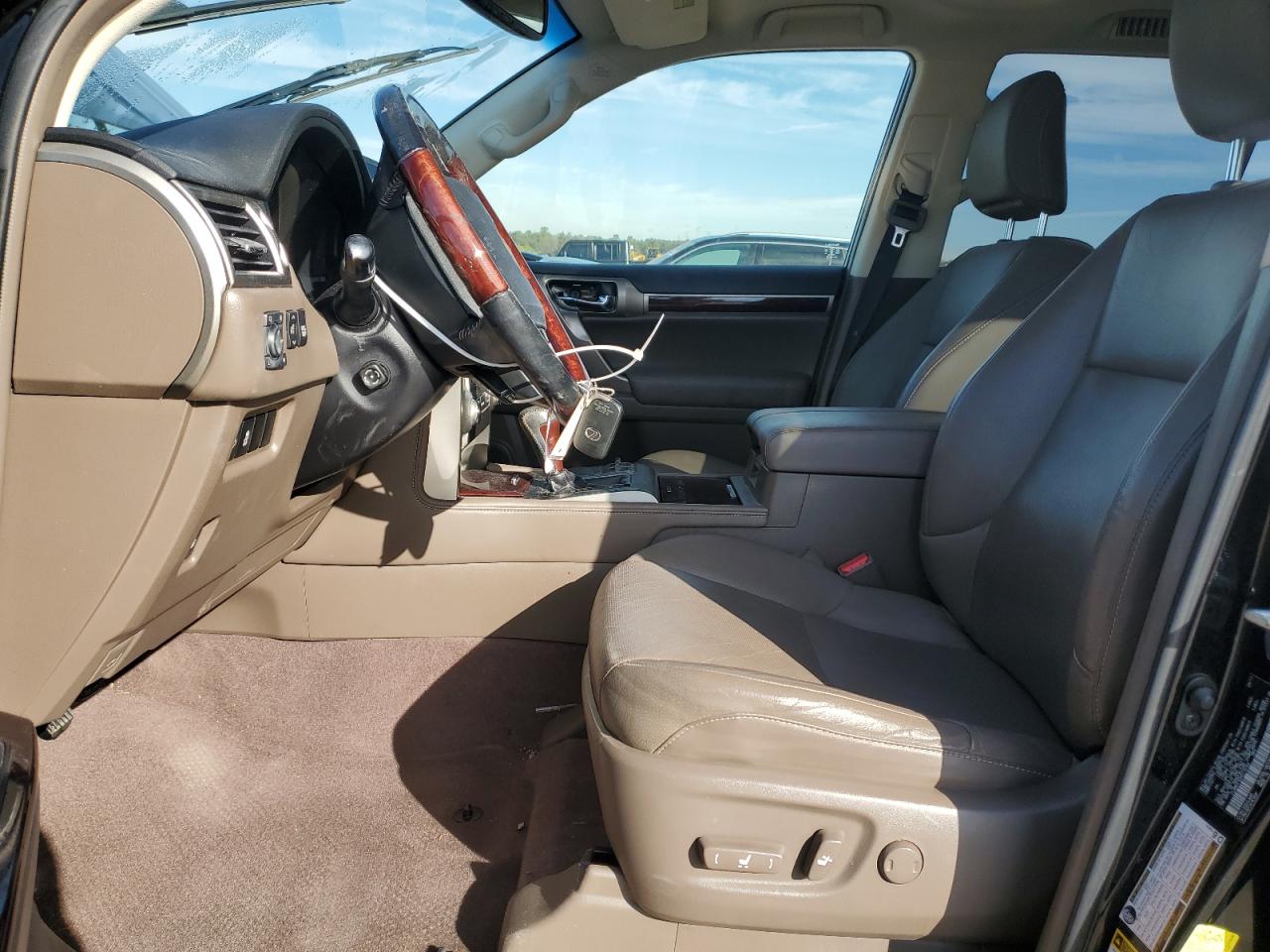 2017 Lexus GX - Image 7