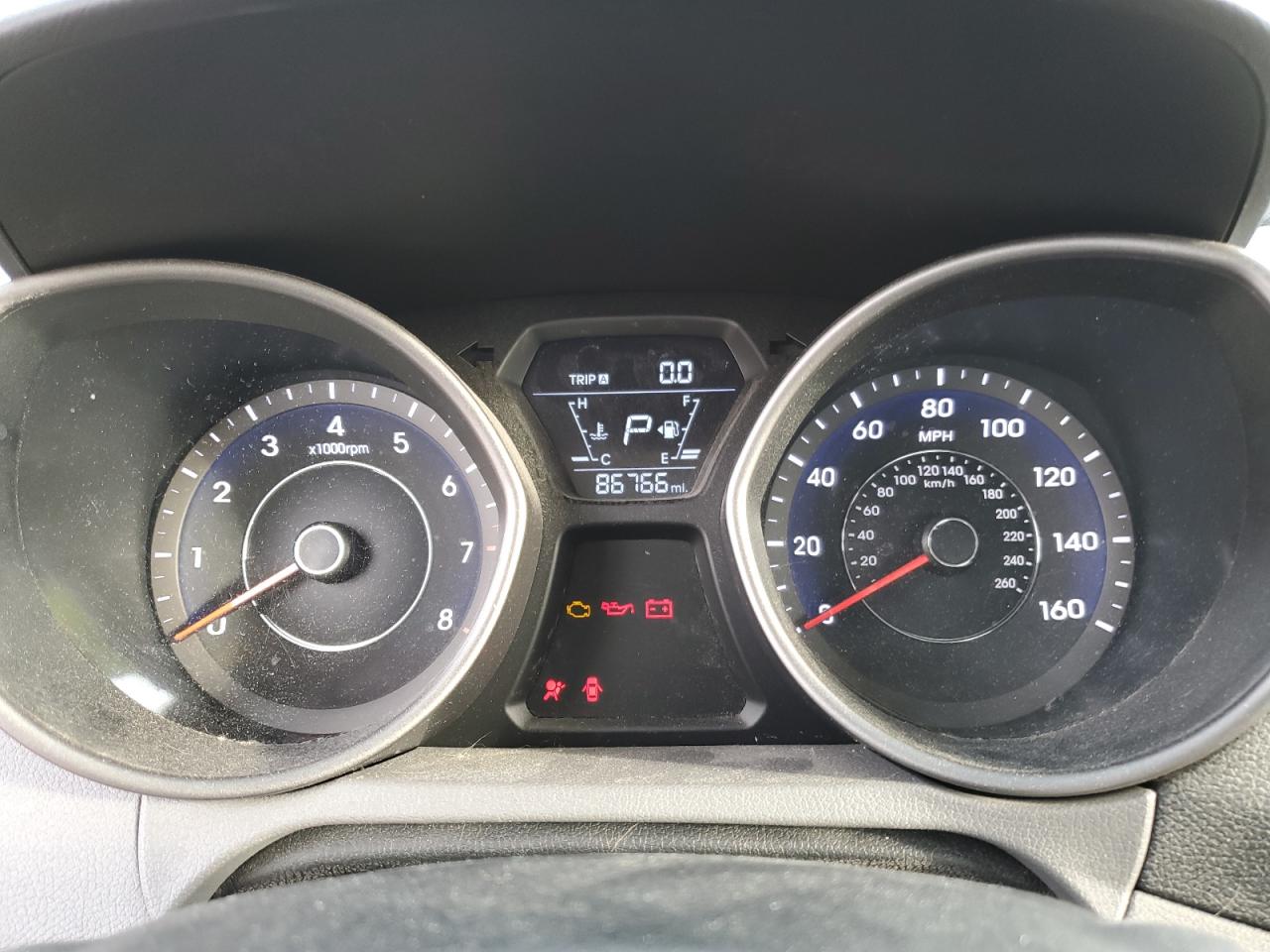 2016 Hyundai Elantra - Image 9