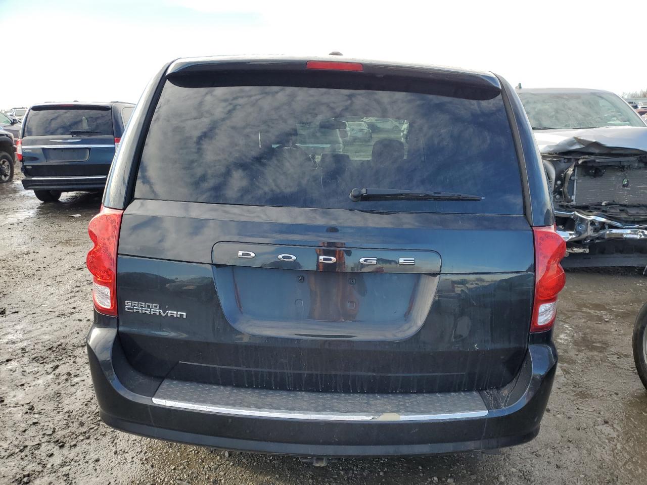 2014 Dodge Caravan - Image 6