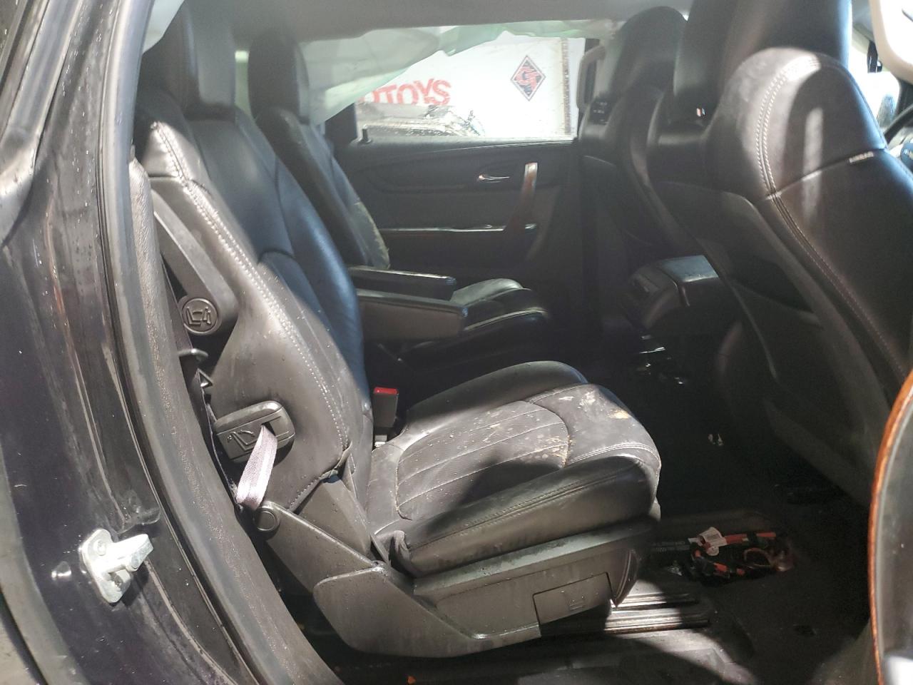 2013 Chevrolet Traverse - Image 11