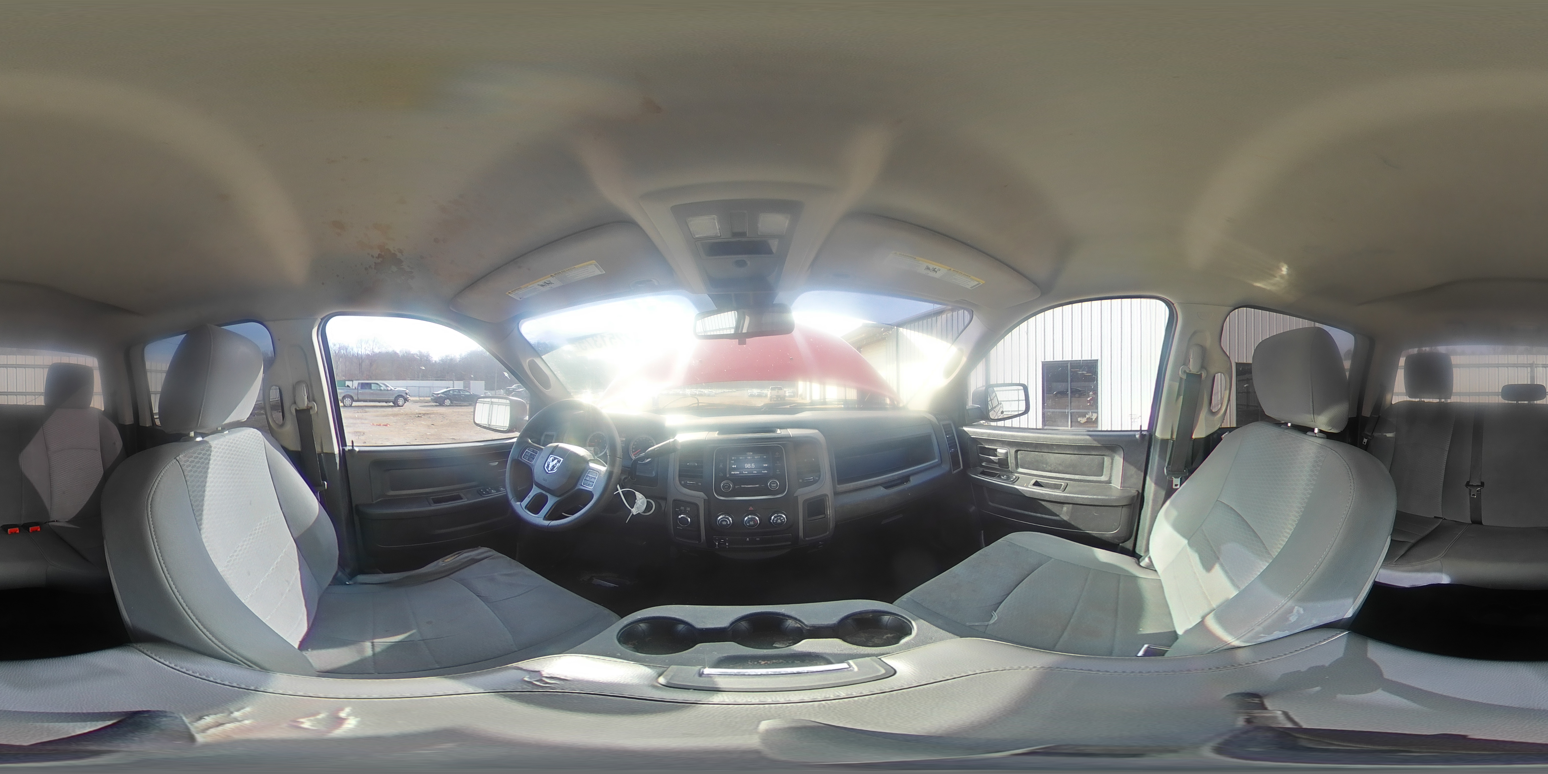 2014 RAM 1500 - Image 13