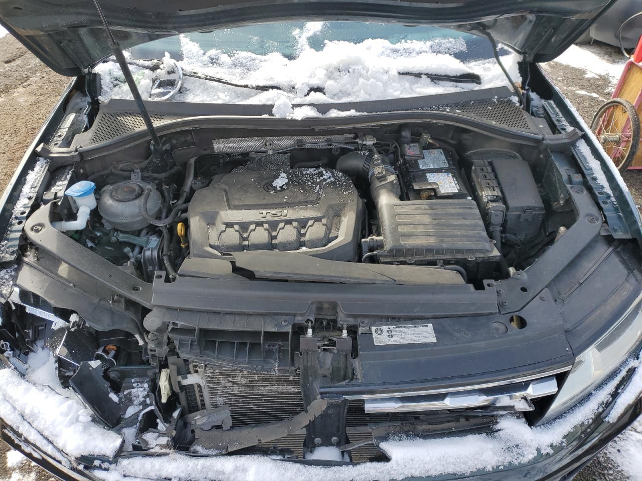 2018 Volkswagen Tiguan - Image 12