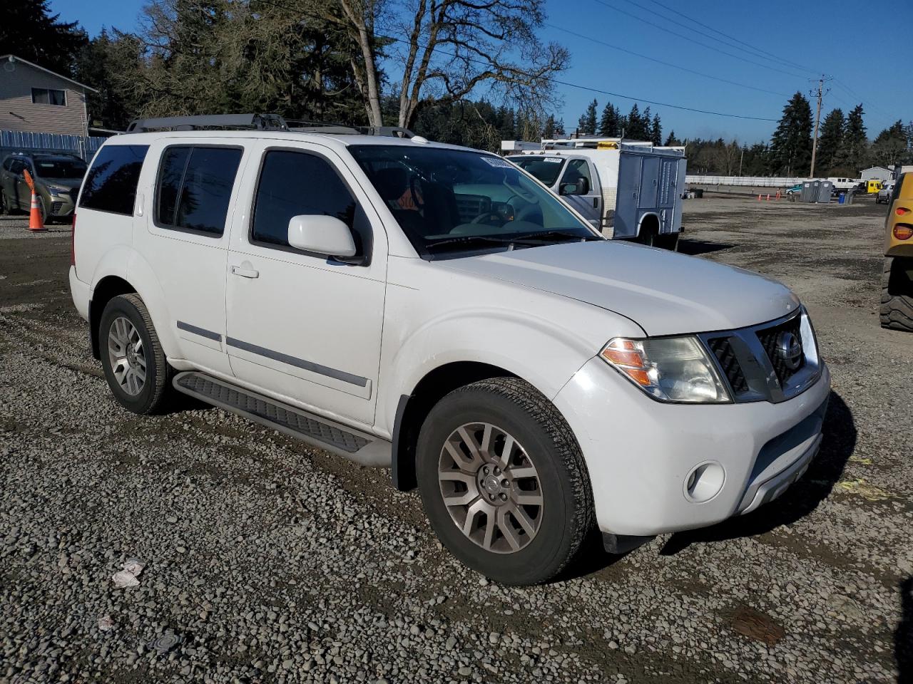 2012 Nissan Pathfinder - Image 4