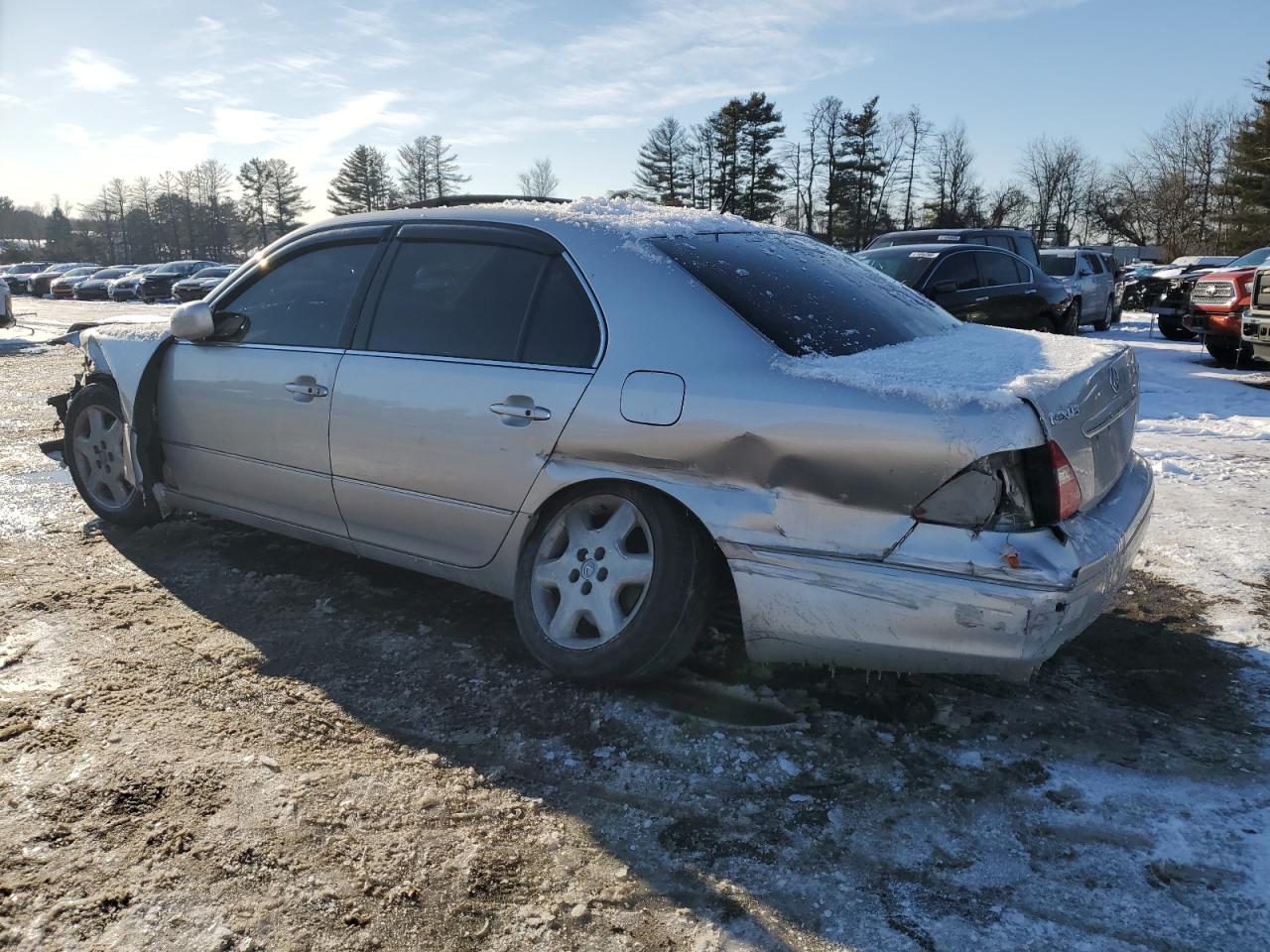 2004 Lexus LS - Image 2