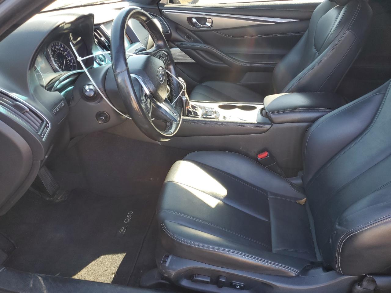 2017 Infiniti Q60 - Image 7