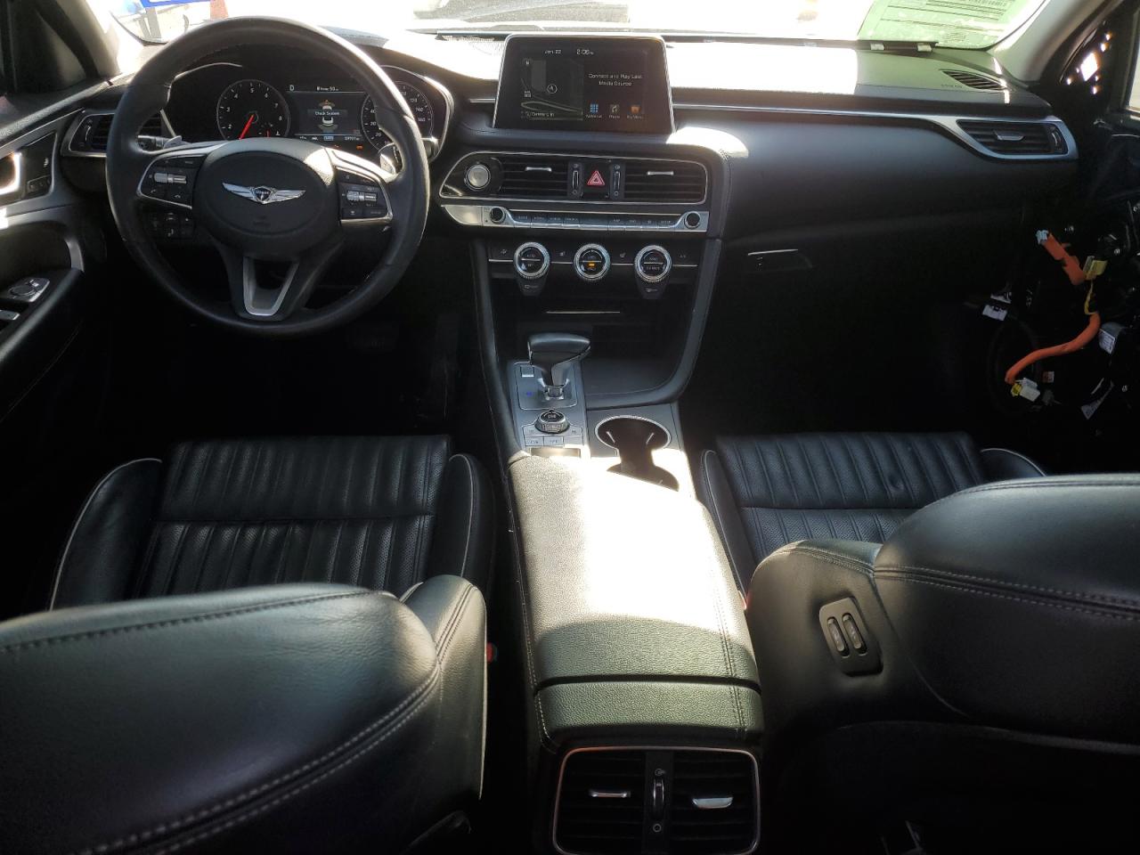 2020 Genesis G70 - Image 8