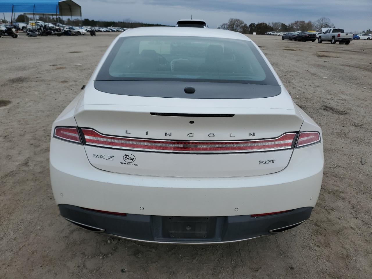 2020 Lincoln MKZ - Image 6