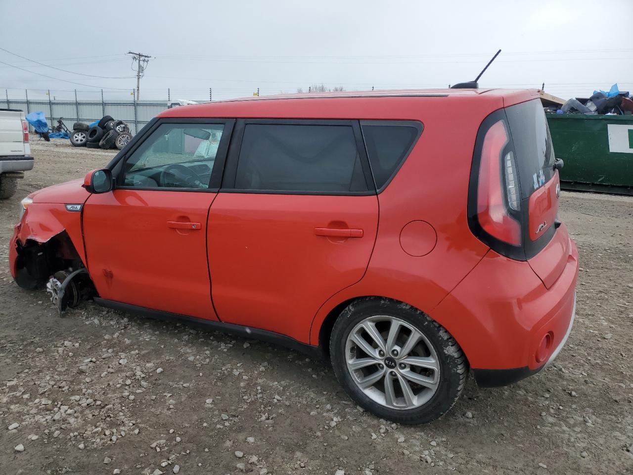 VIN KNDJP3A50H7426687 2017 KIA SOUL no.2