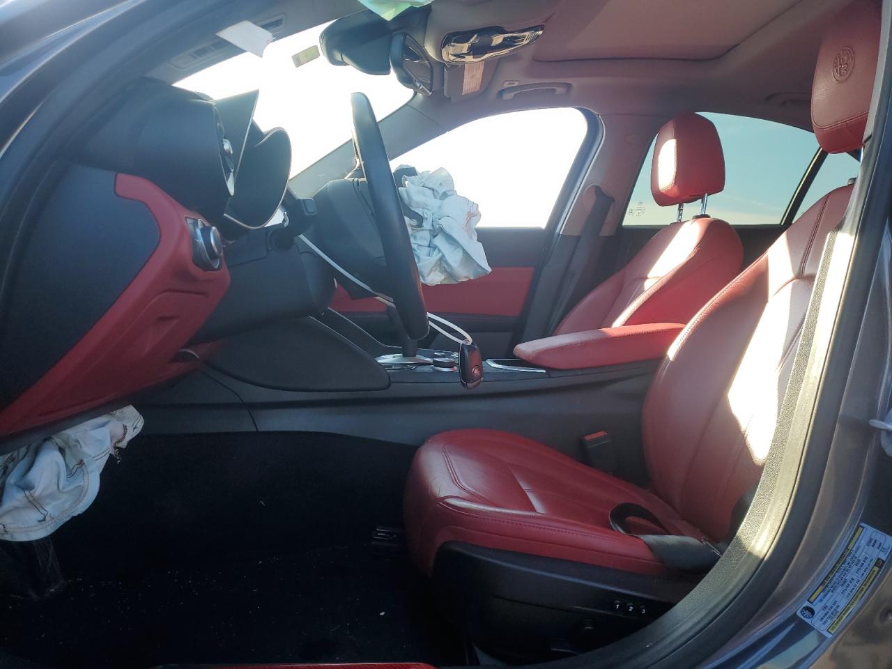 2021 Alfa Romeo Giulia Sport VIN: ZARFAMAN9M7647301 Lot: 42878465