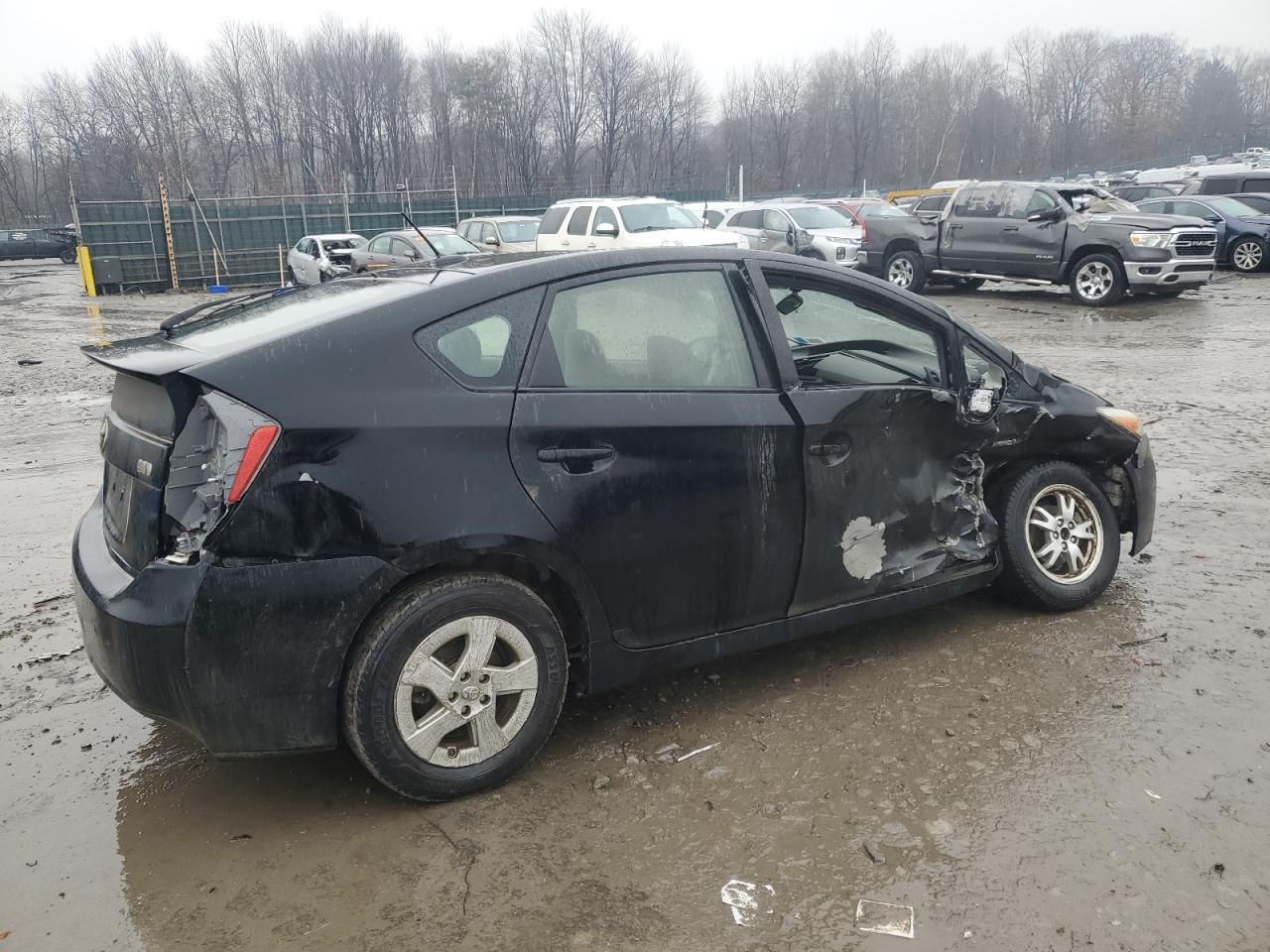 2011 Toyota Prius - Image 3