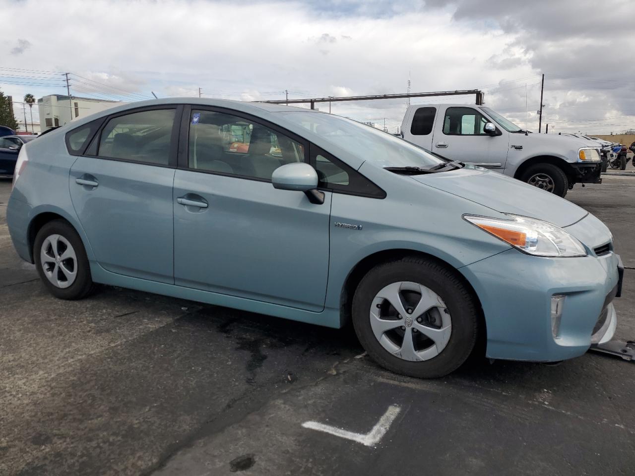 2015 Toyota Prius - Image 4