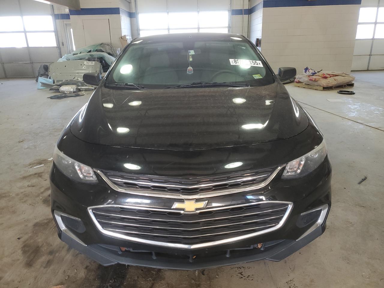 2016 Chevrolet Malibu - Image 5